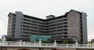 台南校區圖書館大樓